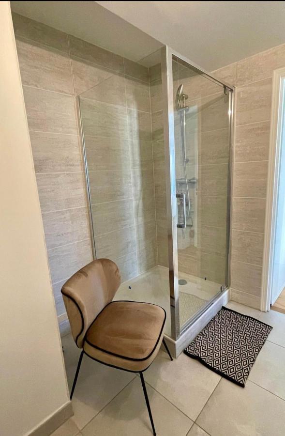 Stunning Apartment With Balcony To Visit Paris Levallois-Perret Exterior photo